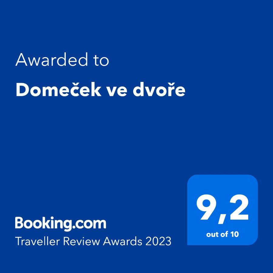 Domecek Ve Dvore * Bechyne